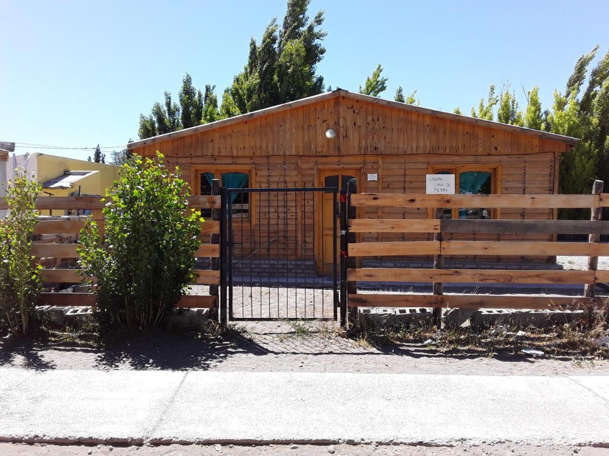Cabanas Casa De Piedra Perito Moreno Exterior photo